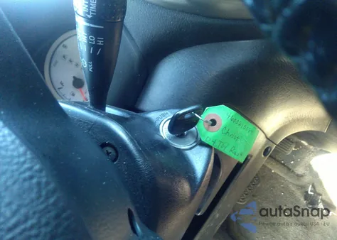 2004 Toyota Rav4 из США, поврежденный, VIN JTEHD20V940030503